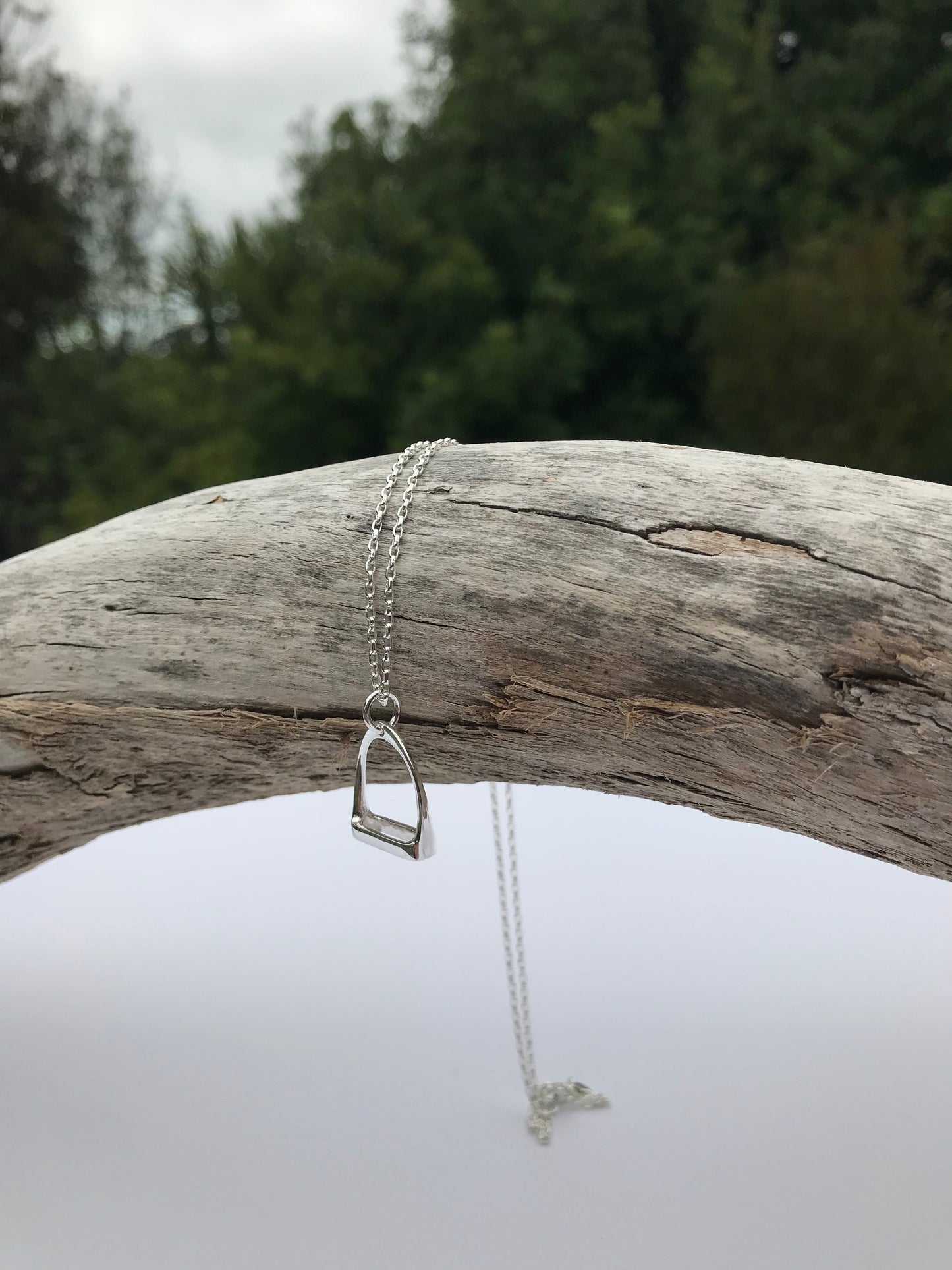 Stirrup Necklace