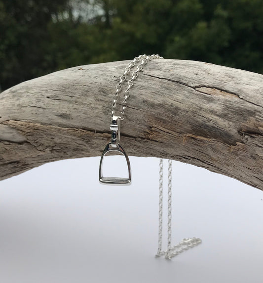 Stirrup Necklace