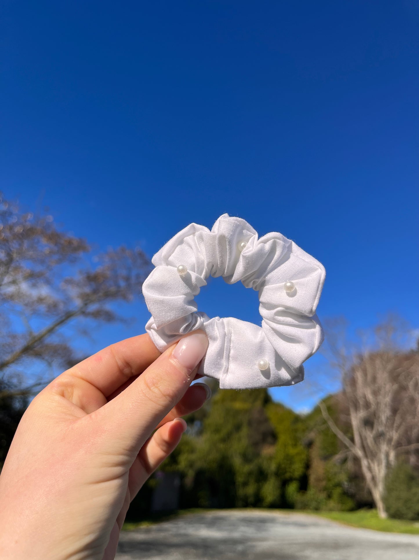 SCRUNCHIES with pearl detail